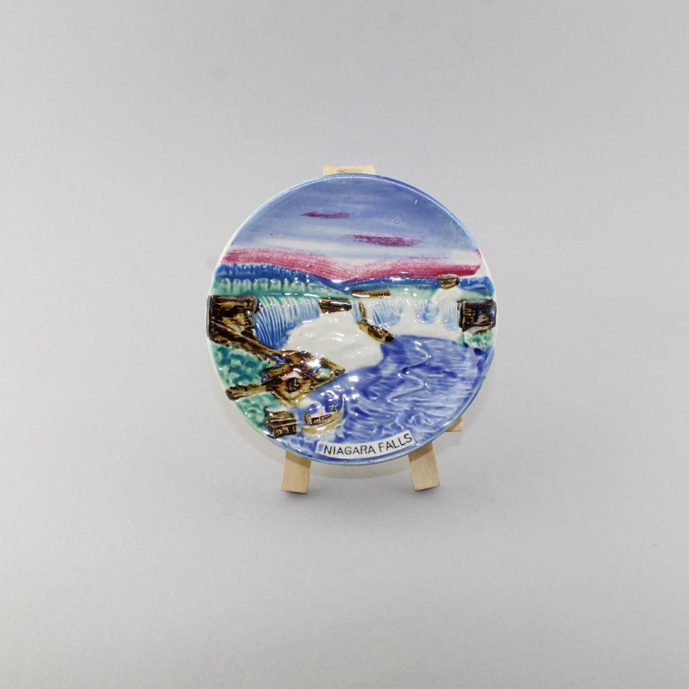 Niagara Falls Hand Painted Decorative Ceramic Mini Souvenir Plate Germany